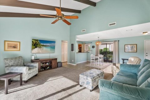 House in Sarasota, Florida 2 bedrooms, 127.65 sq.m. № 2393933 - photo 2
