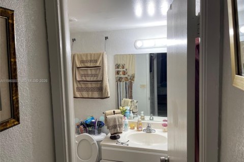 Снять в аренду кондоминиум в Майами, Флорида 1 спальня, 55.56м2, № 2079898 - фото 6