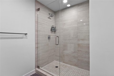 Купить кондоминиум в Майами, Флорида 2 спальни, 98.66м2, № 1935024 - фото 19
