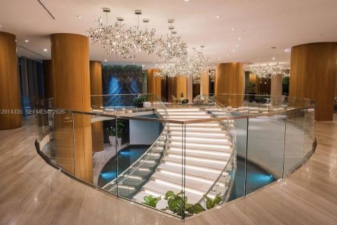 Condominio en alquiler en Miami, Florida, 1 dormitorio, 96.43 m2 № 2076402 - foto 17