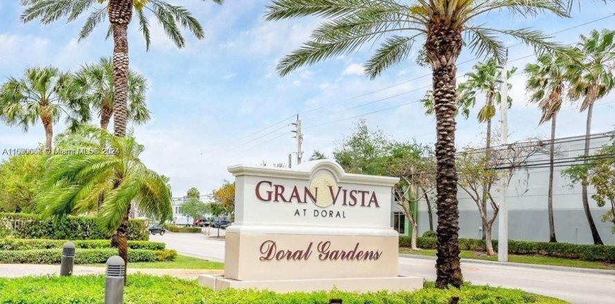 Condo in Doral, Florida, 2 bedrooms  № 1865488