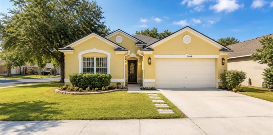Villa ou maison à Mount Dora, Floride 3 chambres, 178.37 m2 № 2151647