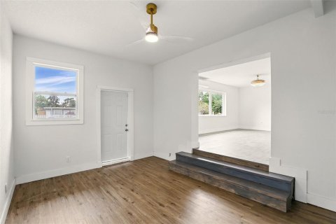 Casa en venta en Orlando, Florida, 3 dormitorios, 124.86 m2 № 1918325 - foto 8