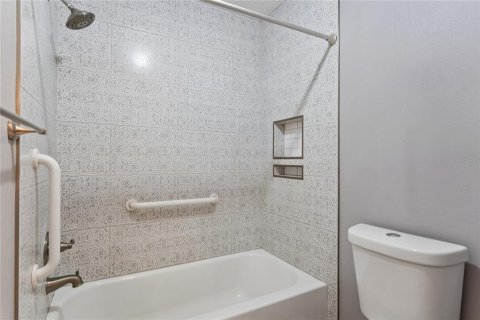 House in Hudson, Florida 3 bedrooms, 170.48 sq.m. № 2157200 - photo 30