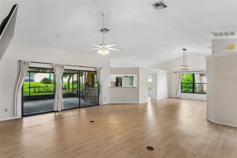 House in Hudson, Florida 3 bedrooms, 170.48 sq.m. № 2157200 - photo 4