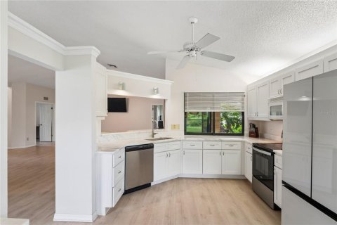 House in Hudson, Florida 3 bedrooms, 170.48 sq.m. № 2157200 - photo 14