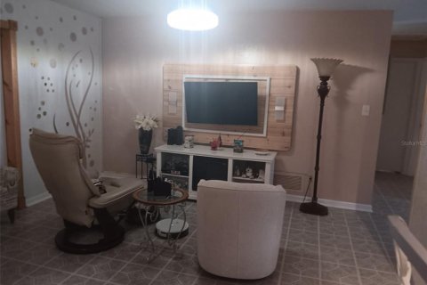 Casa en venta en Lakeland, Florida, 3 dormitorios, 157.38 m2 № 1787832 - foto 11