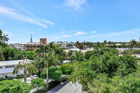 Condo in Delray Beach, Florida, 2 bedrooms № 2382959 - photo 28