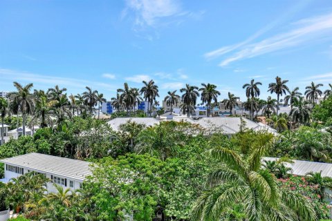 Condo in Delray Beach, Florida, 2 bedrooms № 2382959 - photo 6