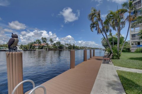 Condo in Delray Beach, Florida, 2 bedrooms № 2382959 - photo 30