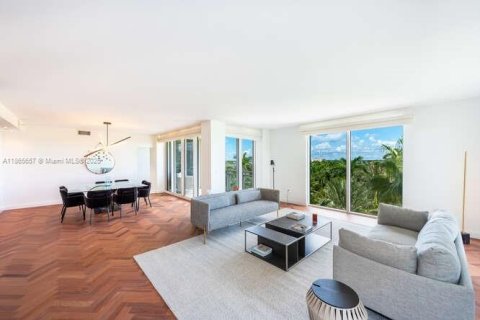 Copropriété à louer à Key Biscayne, Floride: 3 chambres, 274.06 m2 № 1895833 - photo 2