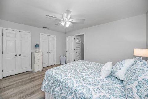 Condominio en venta en Saint Petersburg, Florida, 2 dormitorios, 93.83 m2 № 2148141 - foto 20