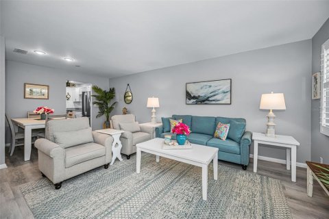 Condominio en venta en Saint Petersburg, Florida, 2 dormitorios, 93.83 m2 № 2148141 - foto 7