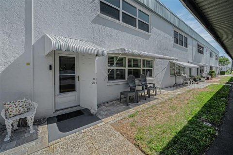 Condominio en venta en Saint Petersburg, Florida, 2 dormitorios, 93.83 m2 № 2148141 - foto 30