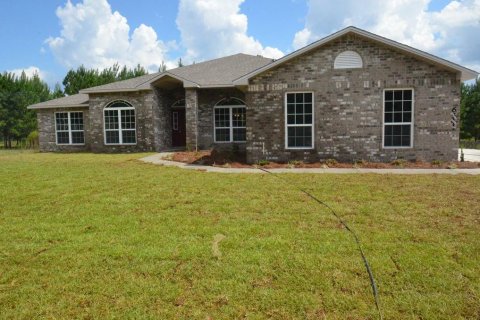 Casa en alquiler en Laurel Hill, Florida, 4 dormitorios, 237.27 m2 № 562648 - foto 1