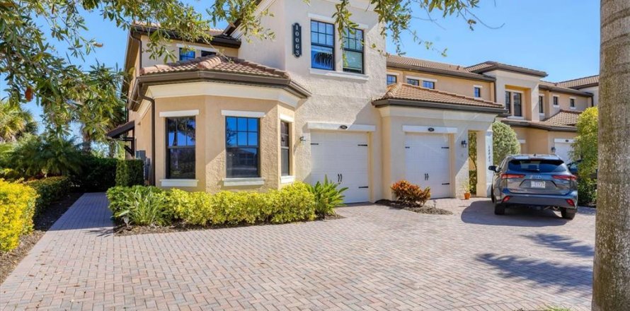 Condo in Venice, Florida, 3 bedrooms № 2396250