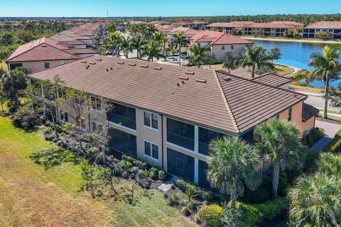 Condo in Venice, Florida, 3 bedrooms № 2396250 - photo 11