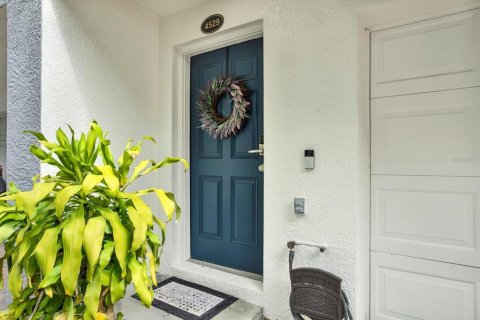 Touwnhouse à vendre à Tampa, Floride: 3 chambres, 177.72 m2 № 1919524 - photo 7