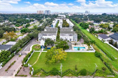 Touwnhouse à vendre à Tampa, Floride: 3 chambres, 177.72 m2 № 1919524 - photo 4
