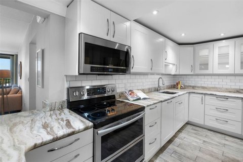 Condominio en venta en Dunedin, Florida, 2 dormitorios, 115.94 m2 № 2420316 - foto 10