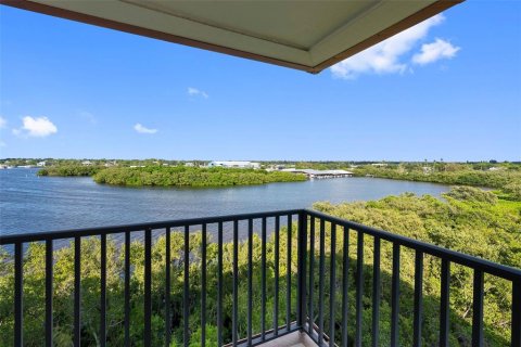 Condominio en venta en Dunedin, Florida, 2 dormitorios, 115.94 m2 № 2420316 - foto 5