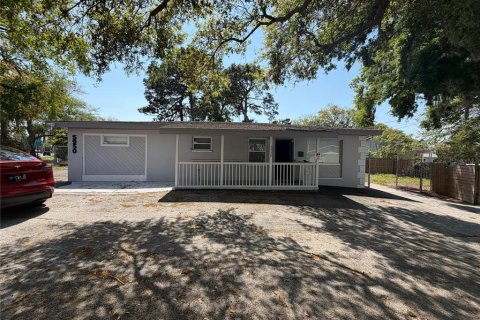 Commercial property in New Port Richey, Florida 130.62 sq.m. № 2214700