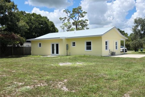 Casa en venta en Okeechobee, Florida, 3 dormitorios, 95.88 m2 № 1894728 - foto 5