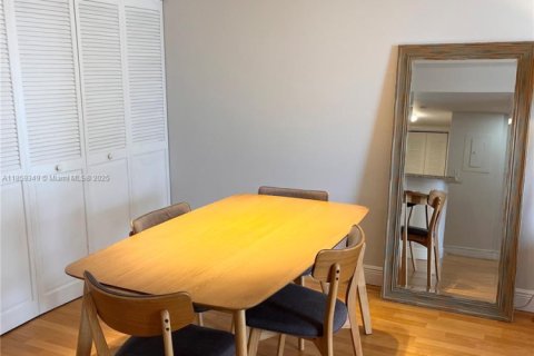 Condominio en venta en Miami, Florida, 1 dormitorio, 65.77 m2 № 1887930 - foto 6