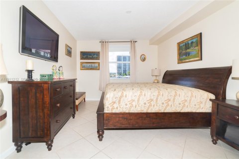 Copropriété à vendre à Sunny Isles Beach, Floride: 2 chambres, 103.68 m2 № 2297665 - photo 19