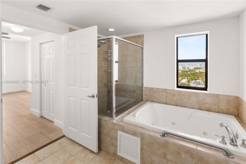 Copropriété à vendre à Coral Gables, Floride: 2 chambres, 99.59 m2 № 2065317 - photo 27