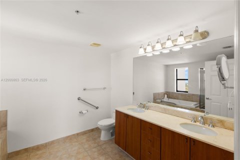 Copropriété à vendre à Coral Gables, Floride: 2 chambres, 99.59 m2 № 2065317 - photo 26