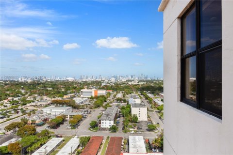 Copropriété à vendre à Coral Gables, Floride: 2 chambres, 99.59 m2 № 2065317 - photo 29