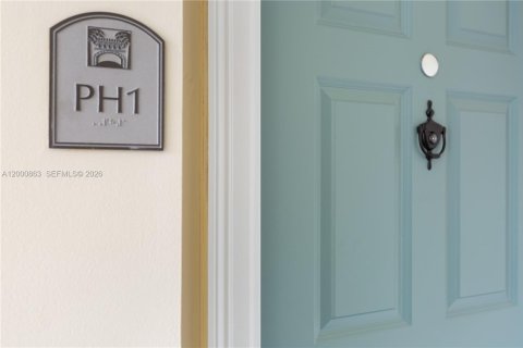 Copropriété à vendre à Coral Gables, Floride: 2 chambres, 99.59 m2 № 2065317 - photo 4