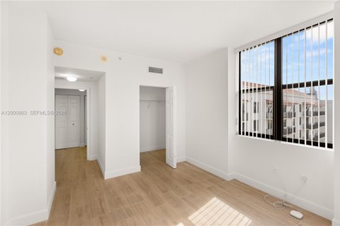 Copropriété à vendre à Coral Gables, Floride: 2 chambres, 99.59 m2 № 2065317 - photo 15