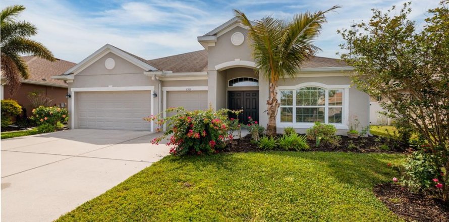 House in Parrish, Florida 4 bedrooms, 247.12 sq.m. № 1608561