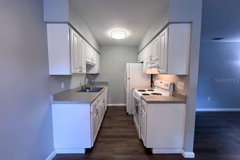 Apartamento en alquiler en Gainesville, Florida, 2 dormitorios, 81.1 m2 № 1894521 - foto 5