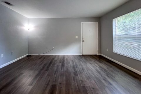 Apartamento en alquiler en Gainesville, Florida, 2 dormitorios, 81.1 m2 № 1894521 - foto 9