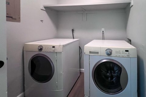 Apartamento en alquiler en Gainesville, Florida, 2 dormitorios, 81.1 m2 № 1894521 - foto 11