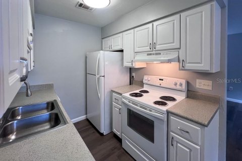 Apartamento en alquiler en Gainesville, Florida, 2 dormitorios, 81.1 m2 № 1894521 - foto 7