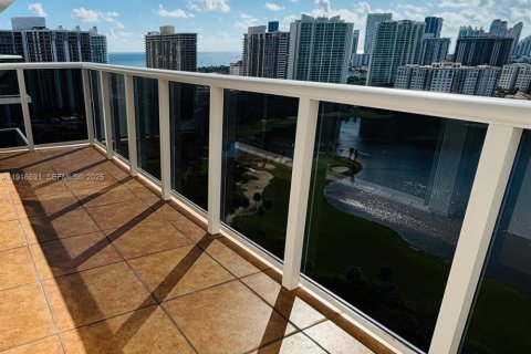 Condo in Aventura, Florida, 1 bedroom  № 1985869 - photo 7