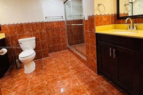 Condo in Aventura, Florida, 1 bedroom  № 1985869 - photo 17