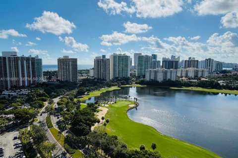 Condo in Aventura, Florida, 1 bedroom  № 1985869 - photo 3