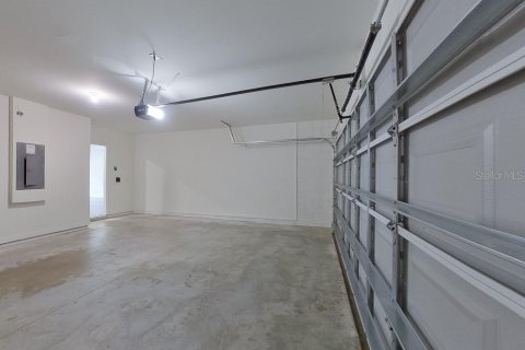 Снять в аренду виллу или дом в Лисбург, Флорида 6 комнат, 227.33м2, № 2115358 - фото 21