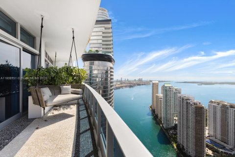 Condo in Miami, Florida, 3 bedrooms  № 1958100 - photo 28