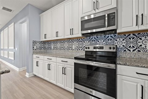Casa en venta en Riverview, Florida, 4 dormitorios, 277.59 m2 № 1852890 - foto 9