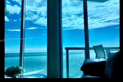 Condominio en alquiler en Miami Beach, Florida, 1 dormitorio, 61.97 m2 № 1647418 - foto 6