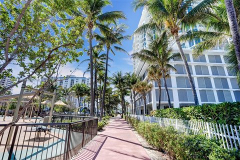 Condominio en alquiler en Miami Beach, Florida, 1 dormitorio, 61.97 m2 № 1647418 - foto 18