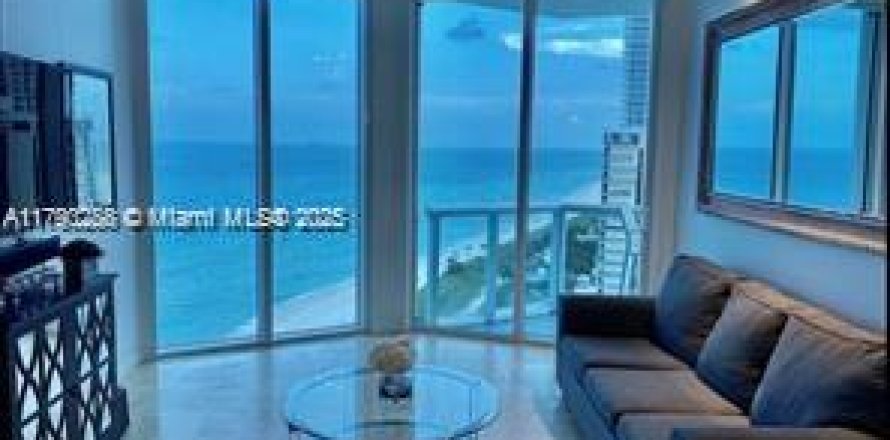 Condo à Miami Beach, Floride, 1 chambre № 1647418