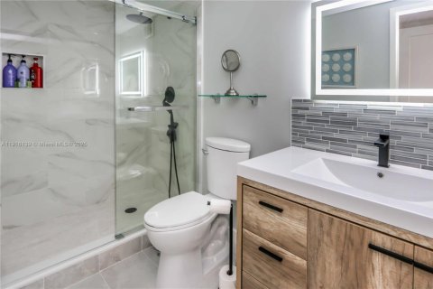 Condominio en venta en Hollywood, Florida, 2 dormitorios, 128.21 m2 № 1974320 - foto 25