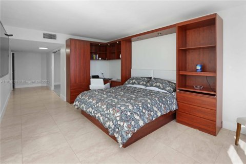 Condominio en venta en Hollywood, Florida, 2 dormitorios, 128.21 m2 № 1974320 - foto 23